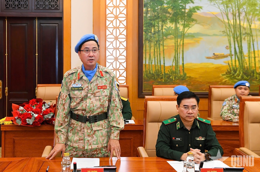 /UploadStore/admin/260327 trao quyet dinh/3.jpg